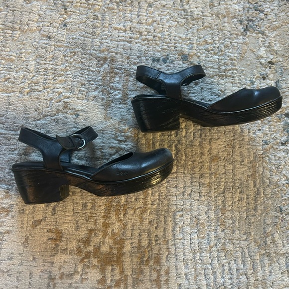 Cute Boc Born shoes! - Picture 8 of 8